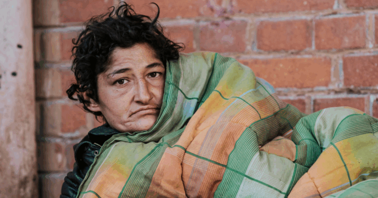 Photo of a person living on the street, potential user of Nidus