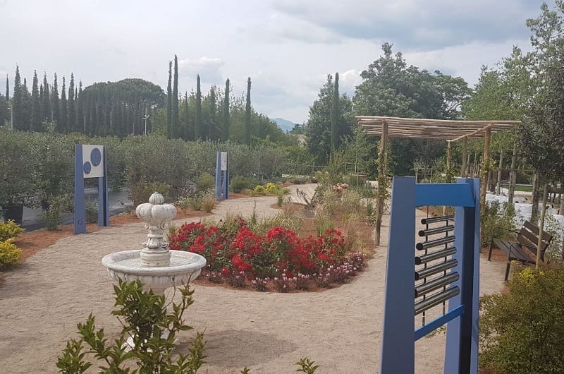 Jardins terapèutics per a persones amb demència o Alzheimer