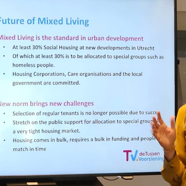 Mixed Living, residents who live with and collaborate with highly vulnerable people