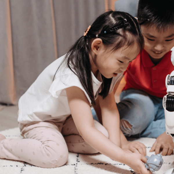 Robots para el tratamiento de niños con TEA