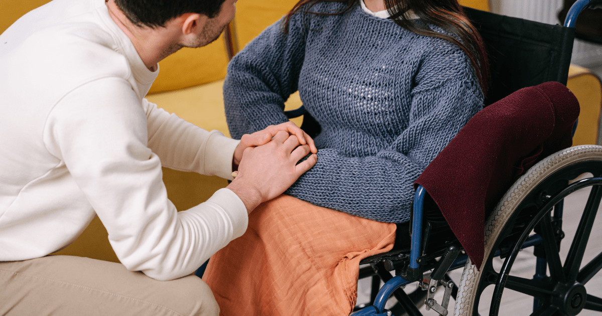 EMO is a tool that provides resources to offer emotional support to people living with multiple sclerosis.