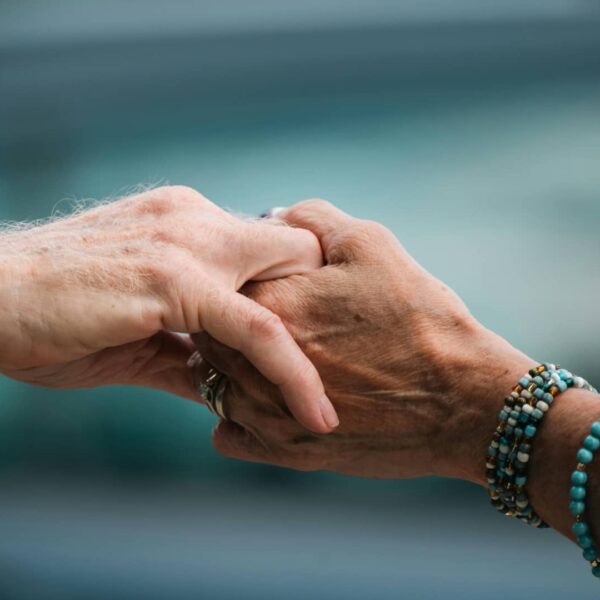 Una iniciativa pionera de suport entre iguals a Catalunya que ofereix acompanyament basat en l’experiència viscuda per a persones amb trastorns greus de salut mental