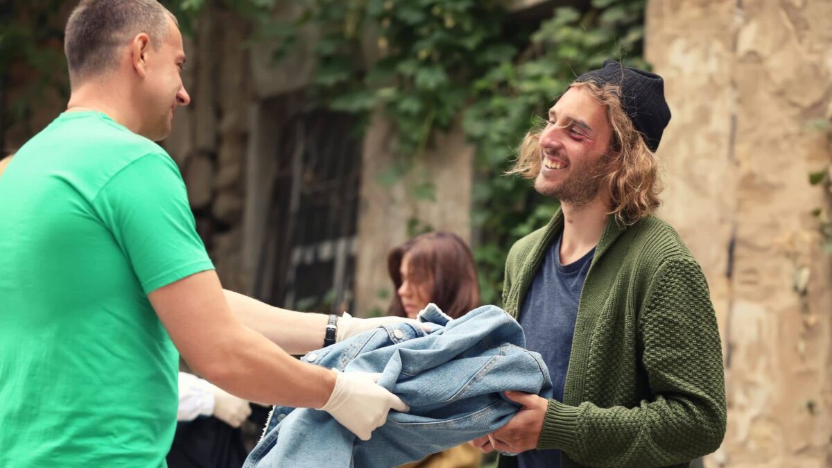 Ithaca Laundry, servei de bugaderia mòbil i reinserció social per a persones en situació de sensellarisme